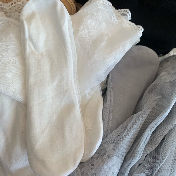 White Invisible Socks - Picture 5 of 6